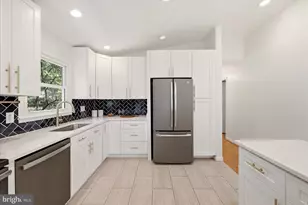2621 Childs Ln, Alexandria, VA 22308 - Photo 11