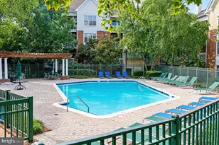 12913 Alton Square, Herndon, VA 20170 - Photo 27