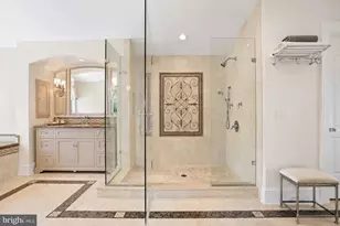 9698 Mill Ridge Ln, Great Falls, VA 22066 - Photo 23