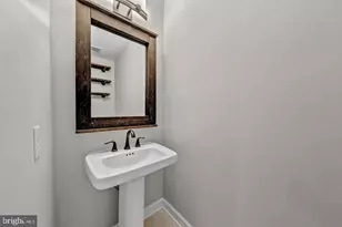6008 Kelsey Ct, Falls Church, VA 22044 - Photo 29