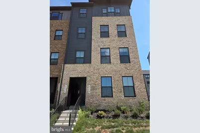 4528 Dandelion Loop #190, Chantilly, VA 20151 - Photo 1