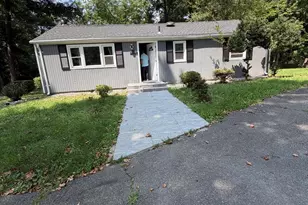 9101 Wildwood St, Lorton, VA 22079 - Photo 7