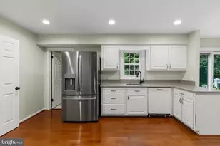 11800 Grey Birch Pl, Reston, VA 20191 - Photo 13