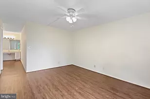 8370 Greensboro Dr, McLean, VA 22102 - Photo 15