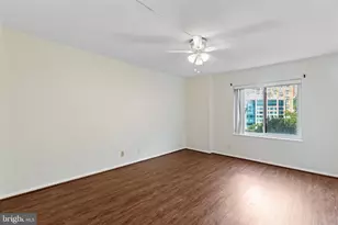 8370 Greensboro Dr, McLean, VA 22102 - Photo 17