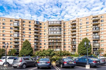 8370 Greensboro Drive #510, McLean, VA 22102 - Photo 1