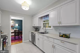 6106 Roxbury Ave, Springfield, VA 22152 - Photo 13