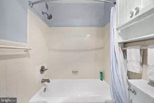 6641 Wakefield Dr, Alexandria, VA 22307 - Photo 7