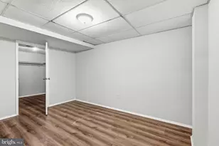 2998 Steven Martin Dr, Fairfax, VA 22031 - Photo 19