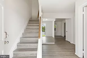 2998 Steven Martin Dr, Fairfax, VA 22031 - Photo 3