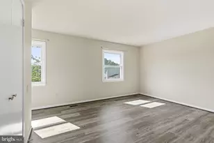 2998 Steven Martin Dr, Fairfax, VA 22031 - Photo 13