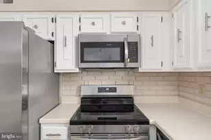 9511 Shipwright Dr, Burke, VA 22015 - Photo 11