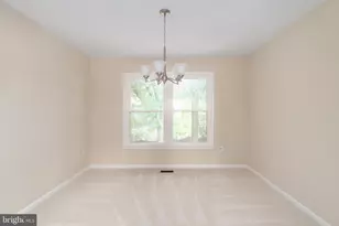 9511 Shipwright Dr, Burke, VA 22015 - Photo 9