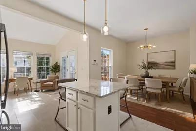 14290 Glade Spring Drive, Centreville, VA 20121 - Photo 5