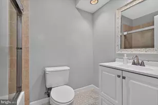 7026 Leebrad St, Springfield, VA 22151 - Photo 27