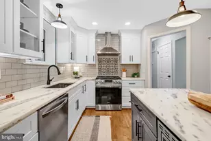 5211 Ellington Ct, Fairfax, VA 22032 - Photo 9