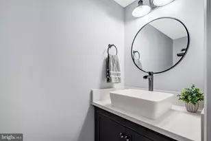 5211 Ellington Ct, Fairfax, VA 22032 - Photo 15
