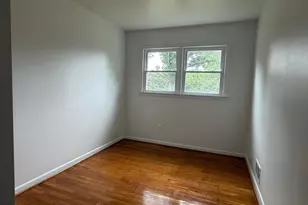 3921 Forest Grove Dr, Annandale, VA 22003 - Photo 7