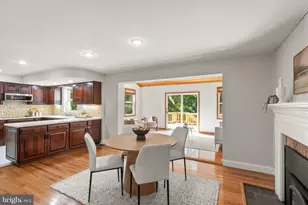 3728 Prince William Dr, Fairfax, VA 22031 - Photo 19