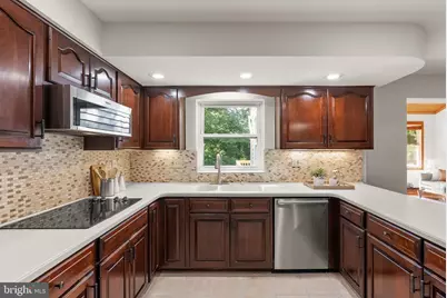 3728 Prince William Drive, Fairfax, VA 22031 - Photo 13