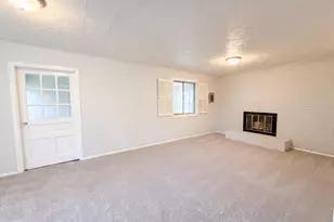 662 Herndon Pkwy, Herndon, VA 20170 - Photo 3