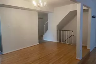 5405 New London Park Dr, Fairfax, VA 22032 - Photo 3