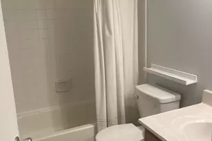 5405 New London Park Dr, Fairfax, VA 22032 - Photo 11