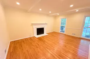 8853 Applecross Ln, Springfield, VA 22153 - Photo 7