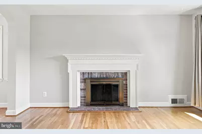 6106 Clearbrook Drive, Springfield, VA 22150 - Photo 5