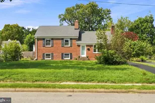 6106 Clearbrook Dr, Springfield, VA 22150 - Photo 1