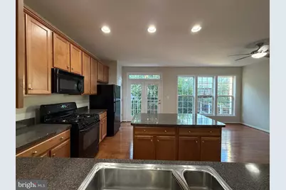 5669 Faircloth Court, Centreville, VA 20120 - Photo 35