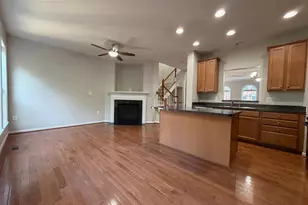 5669 Faircloth Ct, Centreville, VA 20120 - Photo 13