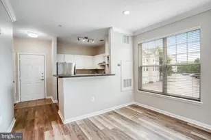 11326 Aristotle Dr, Fairfax, VA 22030 - Photo 7