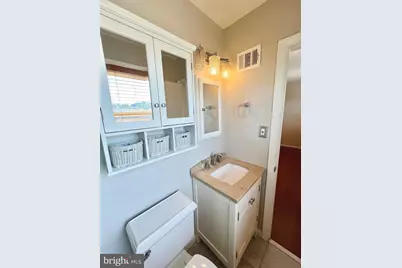 8124 Larkin Lane, Vienna, VA 22182 - Photo 25