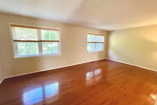 8124 Larkin Ln, Vienna, VA 22182 - Photo 3