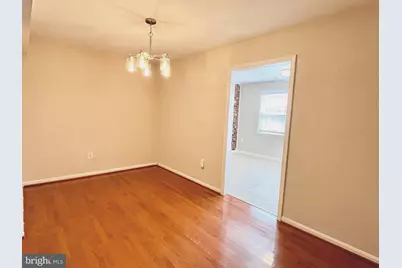 8124 Larkin Lane, Vienna, VA 22182 - Photo 7