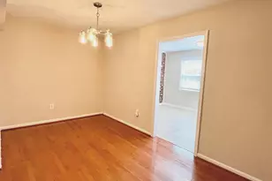 8124 Larkin Ln, Vienna, VA 22182 - Photo 7