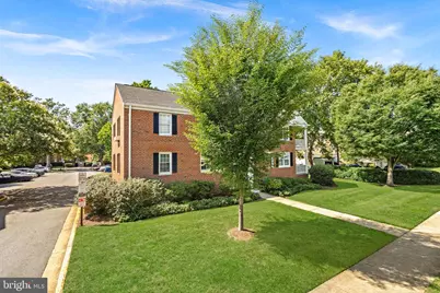 1607 Belle View Boulevard #B2, Alexandria, VA 22307 - Photo 3