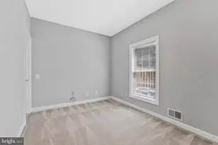 9546 Lagersfield Cir, Vienna, VA 22181 - Photo 17