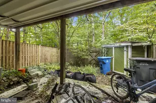 9019 Golden Leaf Ct, Springfield, VA 22153 - Photo 37