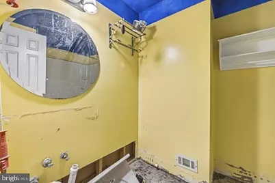 9019 Golden Leaf Court, Springfield, VA 22153 - Photo 27