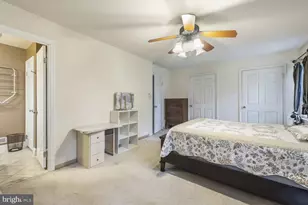 9019 Golden Leaf Ct, Springfield, VA 22153 - Photo 19