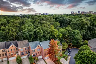 1680 Waterhaven Dr, Reston, VA 20190 - Photo 3