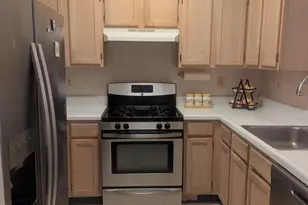 14301 Grape Holly Grove, Centreville, VA 20121 - Photo 11