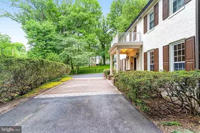 7845 Old Dominion Drive, McLean, VA 22102 - Photo 3