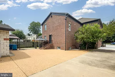 7705 Magarity Road, Falls Church, VA 22043 - Photo 55