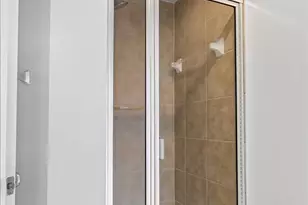4490 Market Commons Dr, Fairfax, VA 22033 - Photo 29