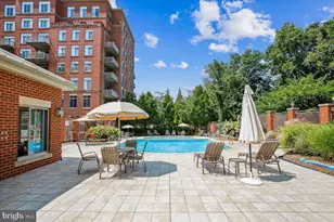 4490 Market Commons Dr, Fairfax, VA 22033 - Photo 37