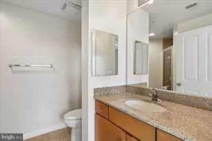 4490 Market Commons Dr, Fairfax, VA 22033 - Photo 27