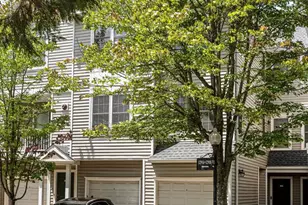12908 Fair Briar Ln, Fairfax, VA 22033 - Photo 33